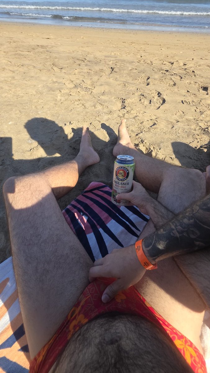 nonstop87x's tweet photo. Cerrar los ojos  volver aquí ￼❤️🏝️🔥@Vtr_A_J https://t.co/Oo29aC99ag