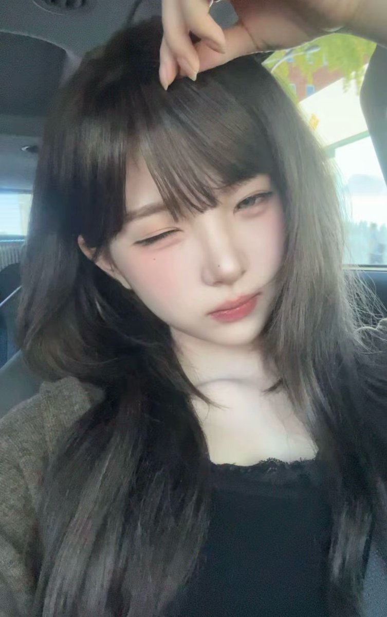 gapyeonghaus's tweet photo. [260923]
#tripleS Hayeon COSMO Talk update 🦔

#HaYeon #하연 #정하연 #ハヨン https://t.co/6uE0otm9l1