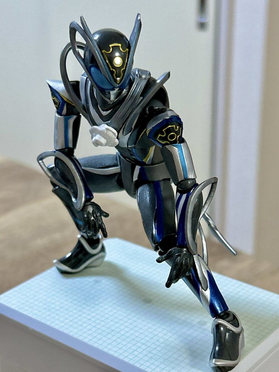 sideB_toku's tweet photo. すでに劇中で「こんなふうにアクションする奴」って提示されてるからポーズつけ楽しい。やっぱ本編での見せ方とグッズの魅力の結びつきはめちゃくちゃ強いよ！

#TAFマイスに期待しマイス https://t.co/ipqjXpZB04