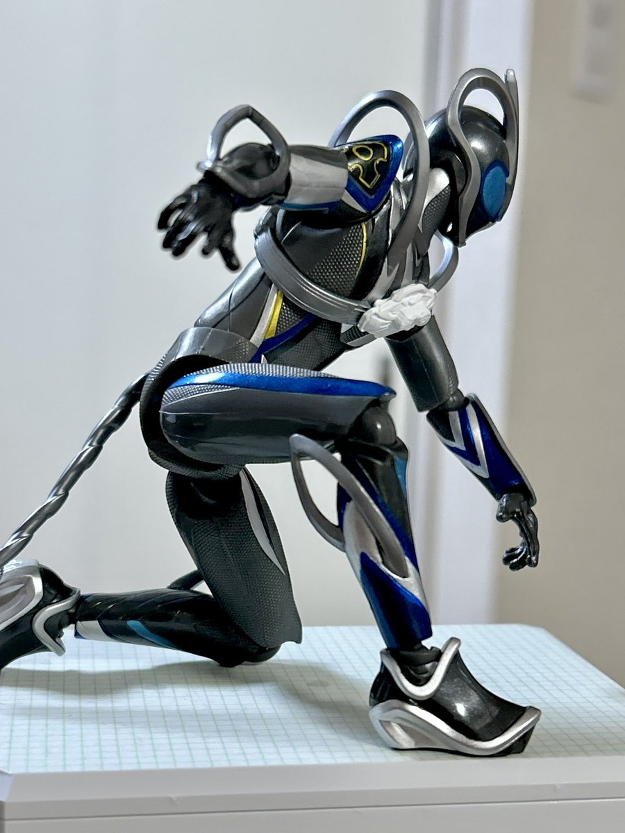 sideB_toku's tweet photo. すでに劇中で「こんなふうにアクションする奴」って提示されてるからポーズつけ楽しい。やっぱ本編での見せ方とグッズの魅力の結びつきはめちゃくちゃ強いよ！

#TAFマイスに期待しマイス https://t.co/ipqjXpZB04