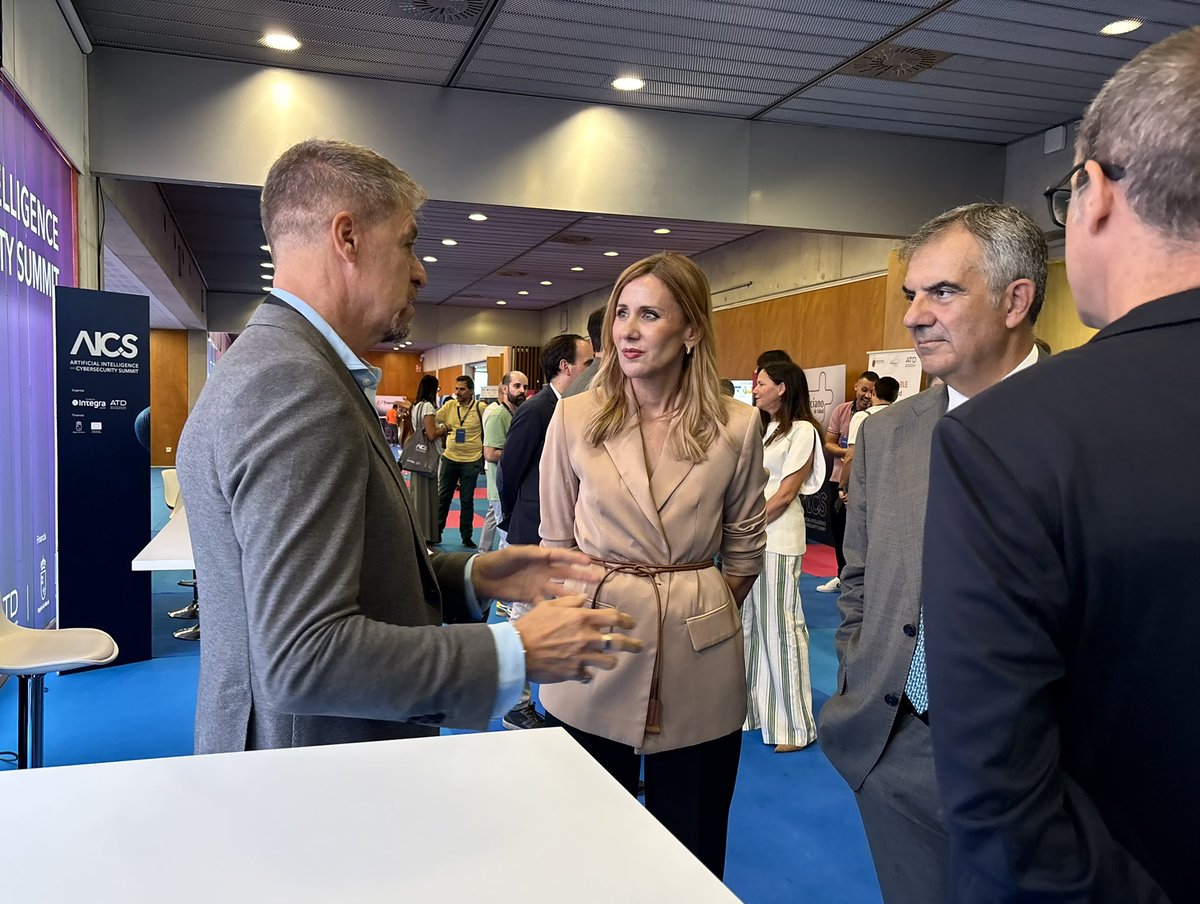 RM_Hacienda's tweet photo. 💪🏽Más de 1.000 personas han pasado por AICS 2026, un punto de encuentro para profesionales y expertos en IA y ciberseguridad.

👩🏼‍💻Una cita que conecta talento, empresas y conocimiento para avanzar hacia una tecnología más útil, segura y al servicio de todos.

¡Gracias a todos por la participación!

#AICS2026