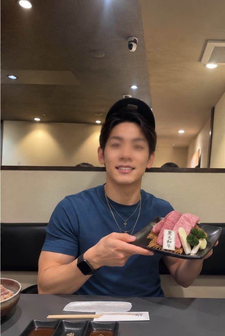 yoshiya9999's tweet photo. 焼肉好きすぎて顔クシャ
顔芸って言われる https://t.co/S8pxoMfGPM