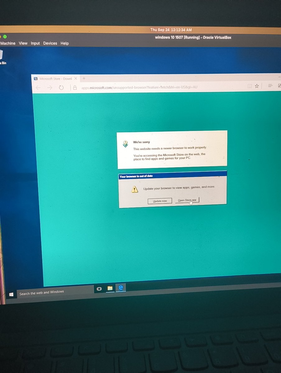 cutexmizzy's tweet photo. oh my god @Windows 
i reinstalled w10 1507 for nostalgia reasons and i ran into this cute easter egg i found for trying to open msstore on classic edge 🥺🥺

gotta love ts shit https://t.co/y5u1cl28Ak