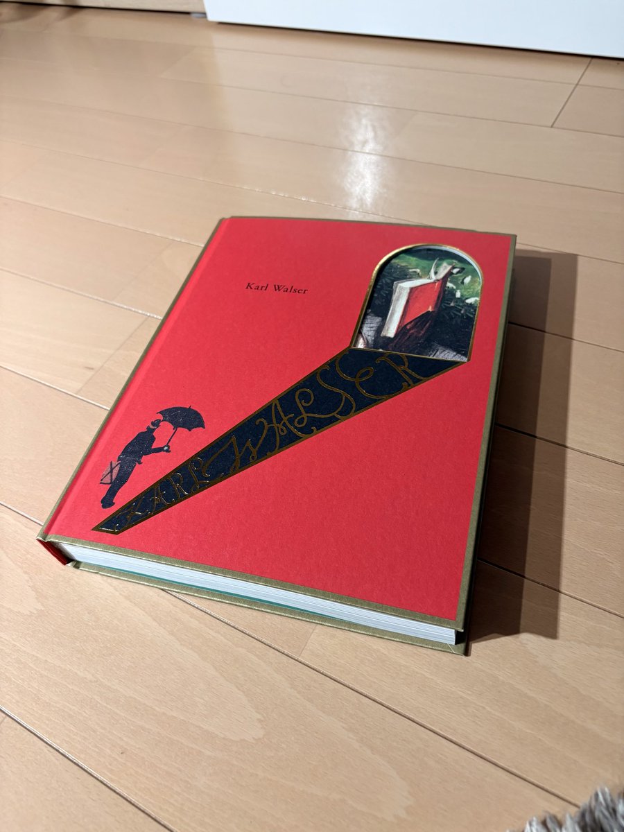 kyuu35's tweet photo. 中之島美術館のカール・ヴァルザー展へ行ってきた 大充実の展示で楽しかった 図録がめちゃくちゃ豪華で素敵 https://t.co/gXI7WHFYzP