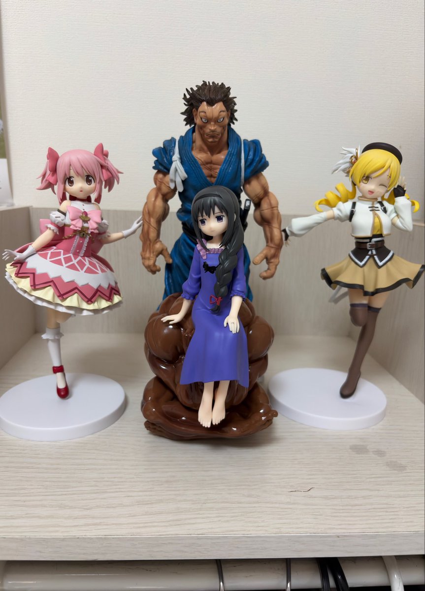 oar2j's tweet photo. ピュエラ・マギ・ホーリー・クインテット😤 https://t.co/u4psDpVRBc
