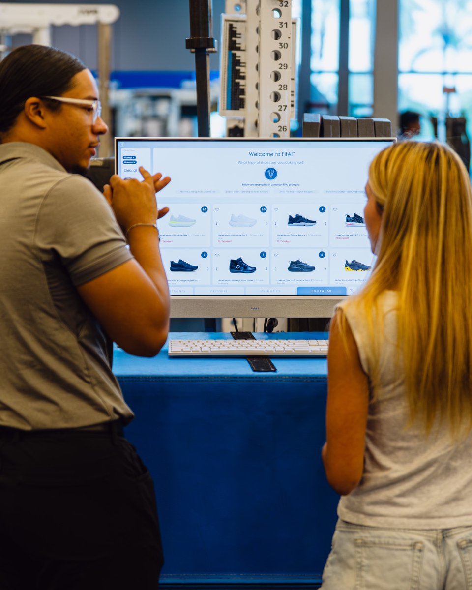 IMGAcademy's tweet photo. Every step starts with the right support. 👟

IMG Academy student-athletes stepped onto the Aetrex 3D foot scanner to get a closer look at their individual foot measurements. The technology helps capture data like arch height, pressure points, and alignment. https://t.co/3wvm3FlIrO