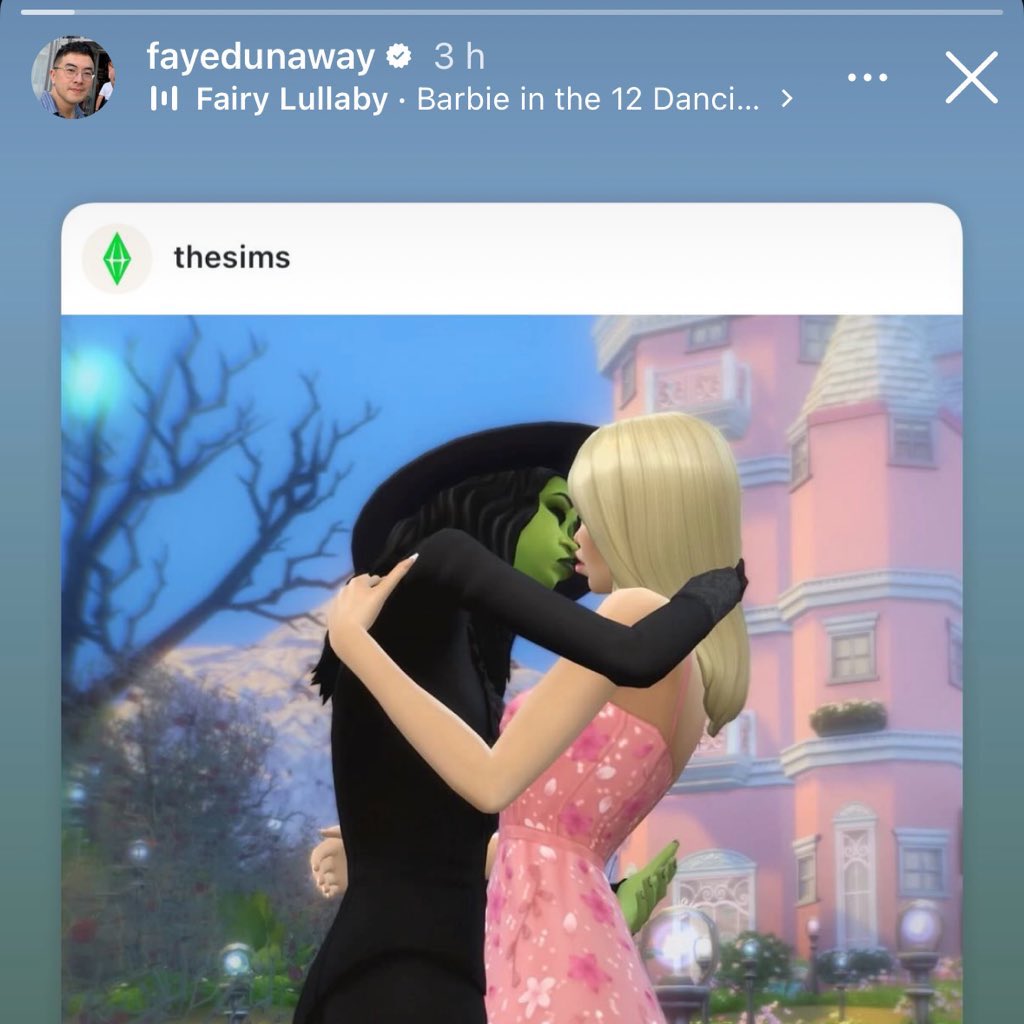 agsmysweetener's tweet photo. i know ariana wanted to repost this story from bowen yang so bad last year but #universalgagorder https://t.co/9vtloR65dW