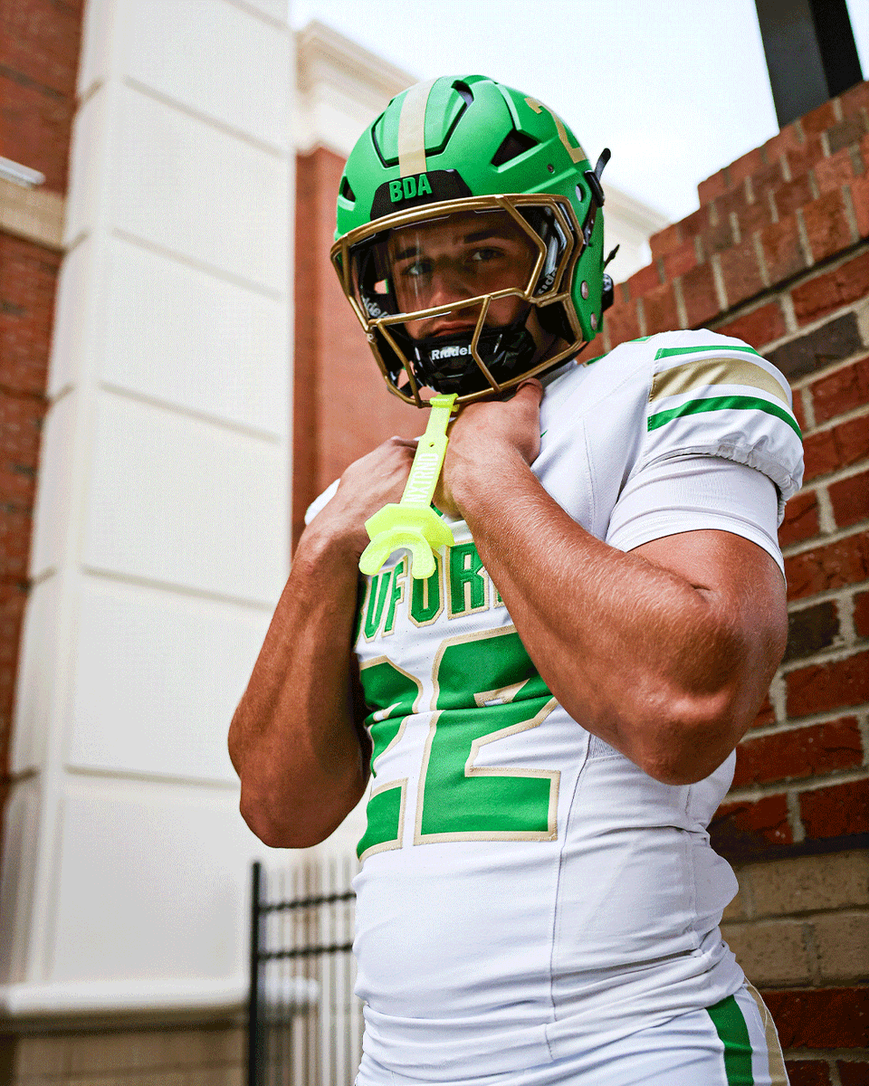 buford_football's tweet photo. Crisp whites. New lids. Same standard. 🥶

#Gloryland | #AppEra https://t.co/I6agOBjrnx