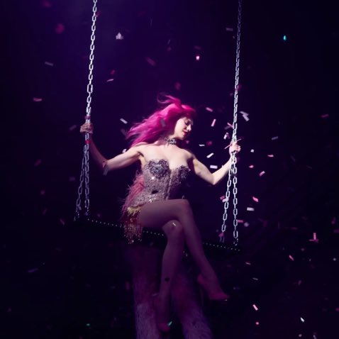poponze's tweet photo. SMASH! “Nicole Kidman”, novo single de ADÉLA, atinge o TOPO do Spotify USA, com 1,2 milhão de streams. 🇺🇸 https://t.co/Oy9zlS4sdA