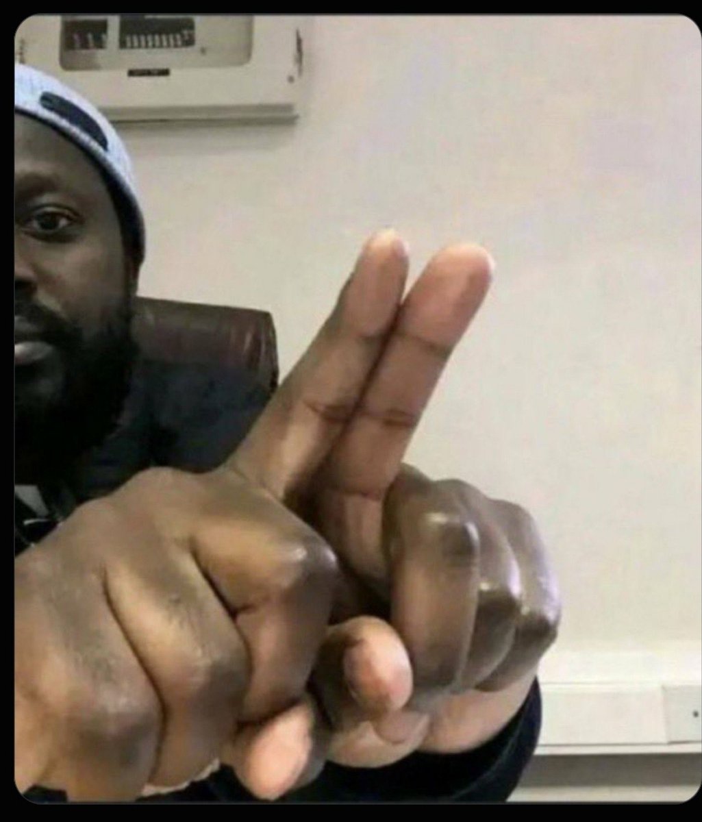 Wuirev's tweet photo. Unverified accounts and fake information
Na me talk am 🙂‍↔️ https://t.co/hQmOHCxXGV