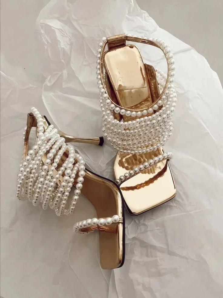 insperiaX's tweet photo. Dripping in pearls. ✨ https://t.co/3RwN5gpR9K