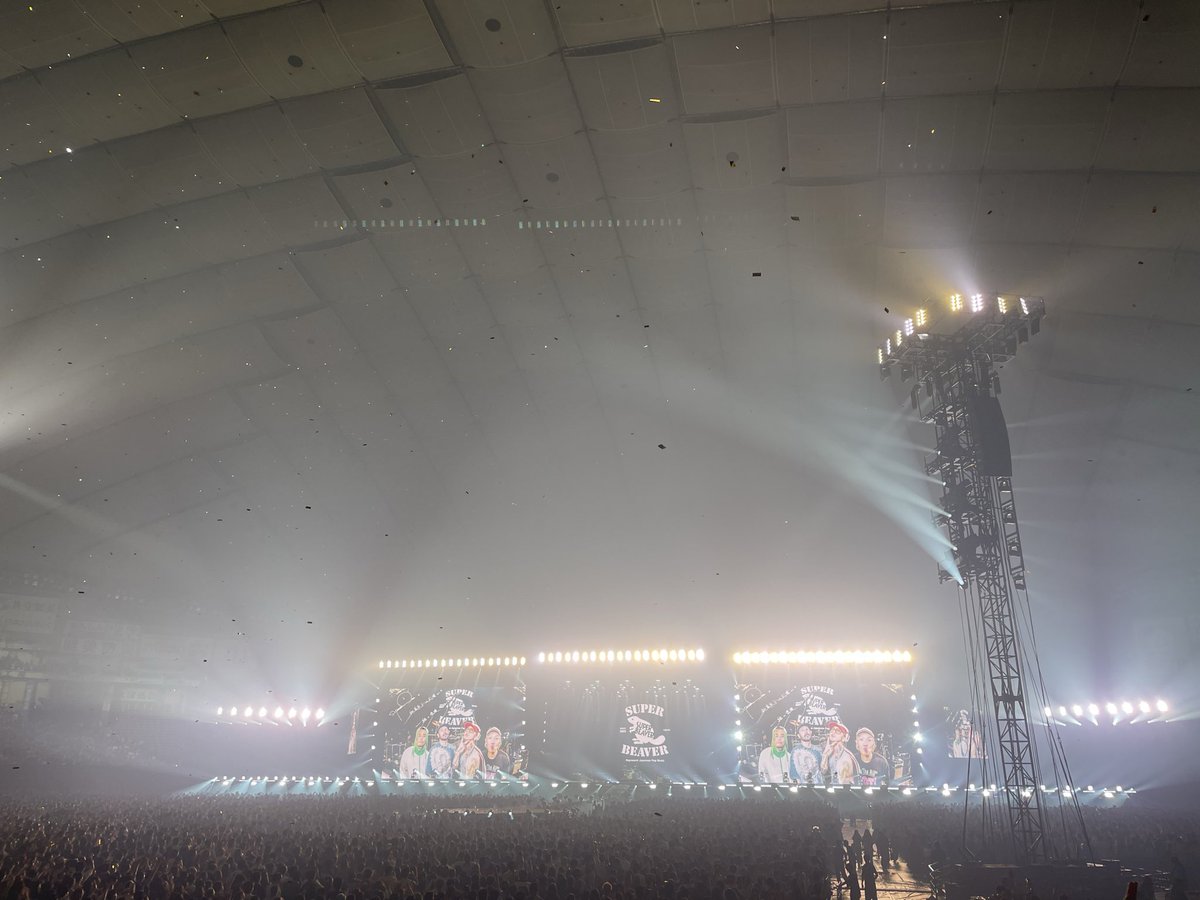 RAD_mmm1's tweet photo. ビーバーを好きでいて良かった🦫🫶
過去最高を更新したよ😭🙏
東京ドームまで連れてきてくれて本当にありがとう そしておめでとう🌟🌟🌟
これからも応援してます🫧 https://t.co/jG4hCGcwfk