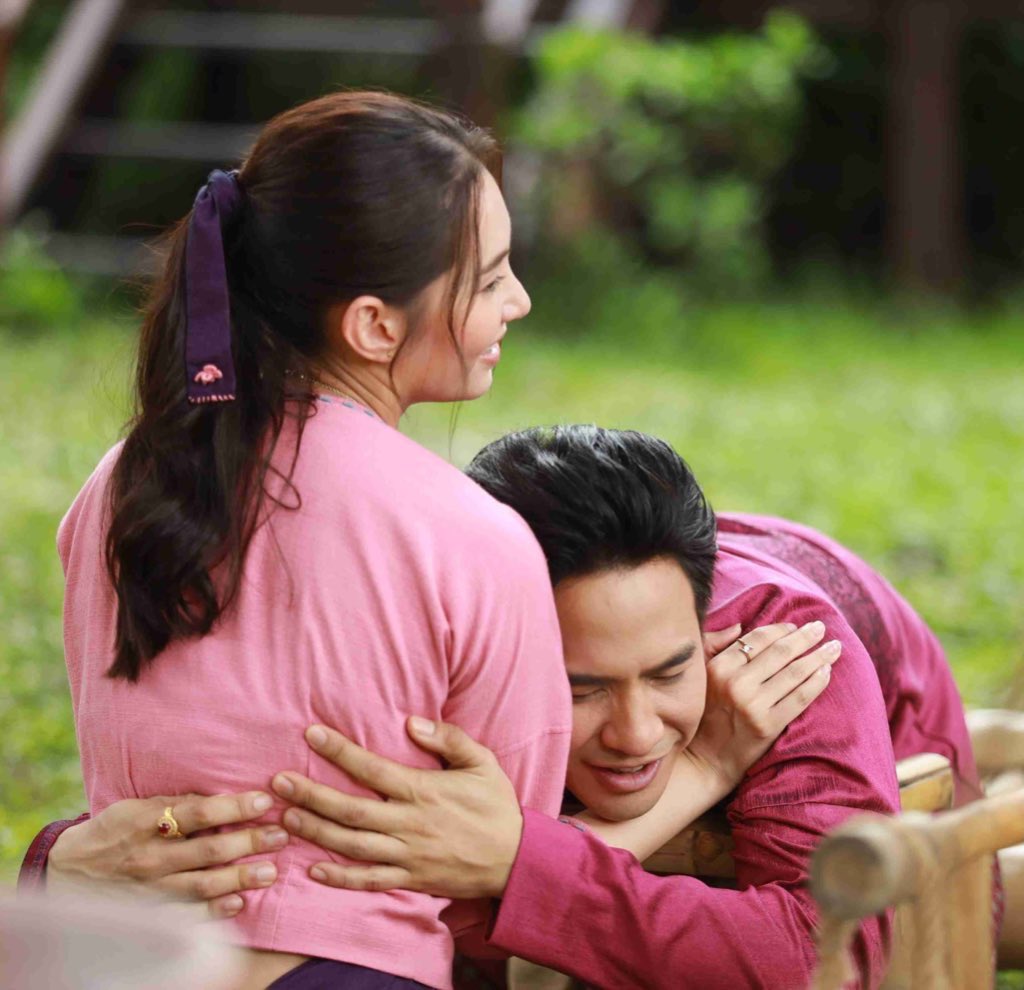 BuDDlejaceaeYK's tweet photo. ดูยังไงก็ไม่ใช่ พ่อริดกับพุดตาน
ดูยังไงก็…….คู่นั้นแหละ มีคู่เดียวที่แบบนี้ 😁😜 https://t.co/7w4ffl63m0