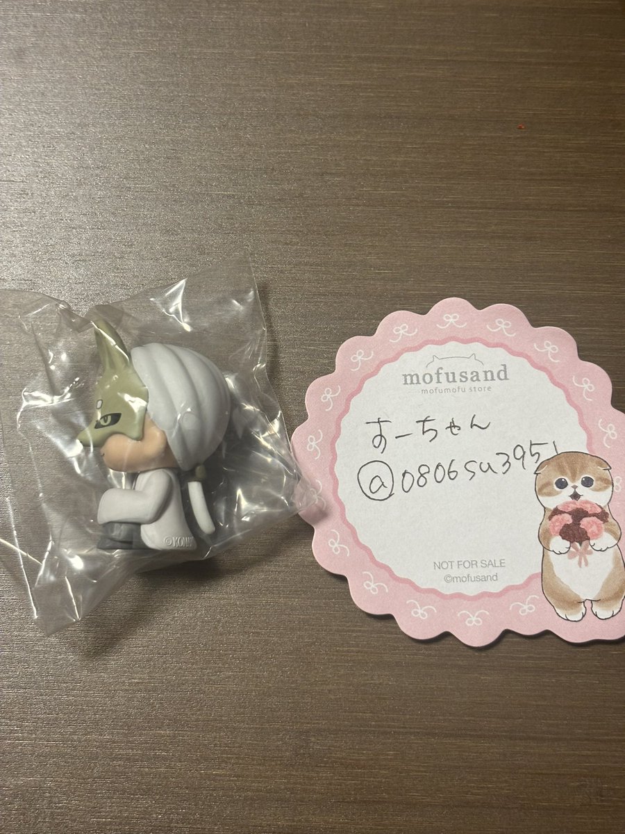 0806su3951's tweet photo. 【交換希望】SILENT HILL サイレントヒル まちぼうけ ガチャガチャ

譲→狐面の男

求→レッドピラミッドシング

郵送交換希望です。
お気軽にお声がけください！ https://t.co/XW3qMFFCCG