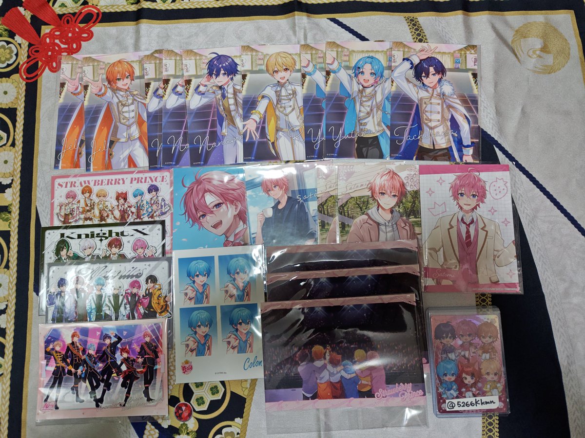 5266Kkmn's tweet photo. 【交換/譲渡】すとふぇす STPR すとぷり

【譲】
✢画像1&amp;2

【求】
✢画像3
✢シブヤコラボカード第1弾
✢他ポスト【求】
※譲渡の場合、条件ご提示ください。

郵送交換希望、都内手渡し要相談
 #すとぷりグッズ交換 #騎士Xグッズ交換 #AMPTAKグッズ交換 #めておらグッズ交換 #すにすてグッズ交換 https://t.co/RuvoJOICGg