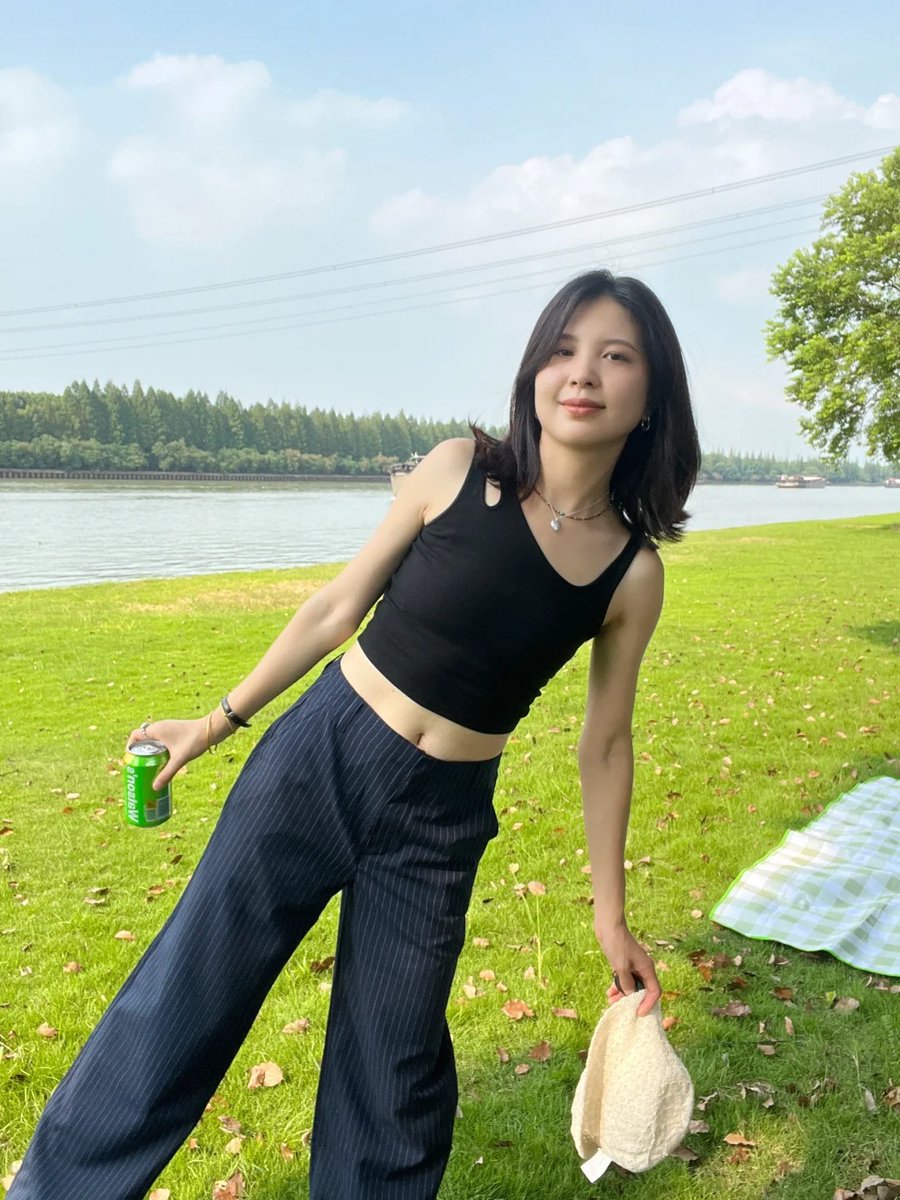 trendsetter101's tweet photo. 来就是找生理搭子 诚心了解 简单直接，合得来就约，喜欢成熟有素质的 https://t.co/Wdv82bXH4z