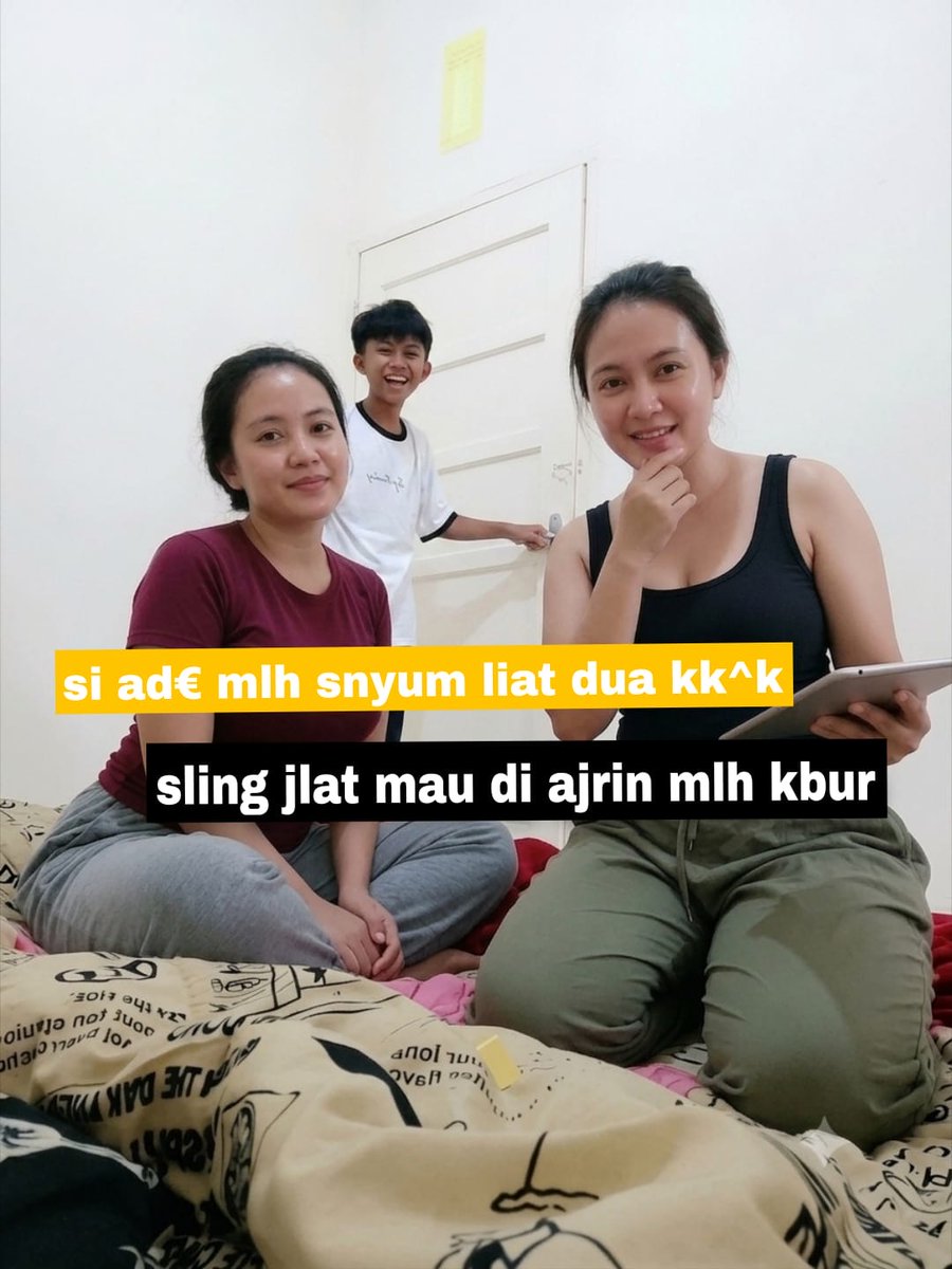 vlegeri's tweet photo. Gara" Intip kknya mau diajarin
https://t.co/h6oKEdhAP5 https://t.co/wRp50yEj3Q