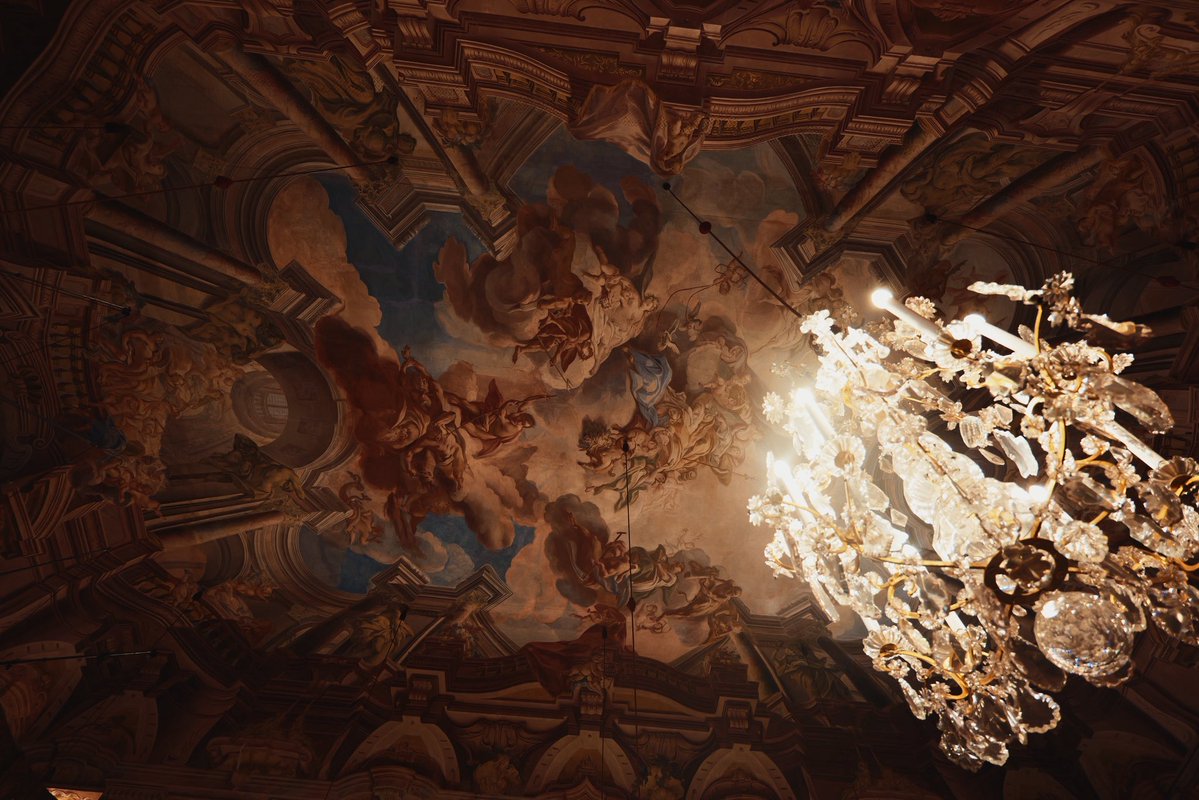 AltayliEmir's tweet photo. Today I walked inside the Residenzschloss / Palace Ludwigsburg 

A Beauty consisting of Baroque, Rococo &amp; Neoclassicism Art &amp; Architecture

The Ludwigsburg Residential Palace is the largest fully preserved and never-destroyed Baroque palace in Germany https://t.co/cOLvWO4MPV