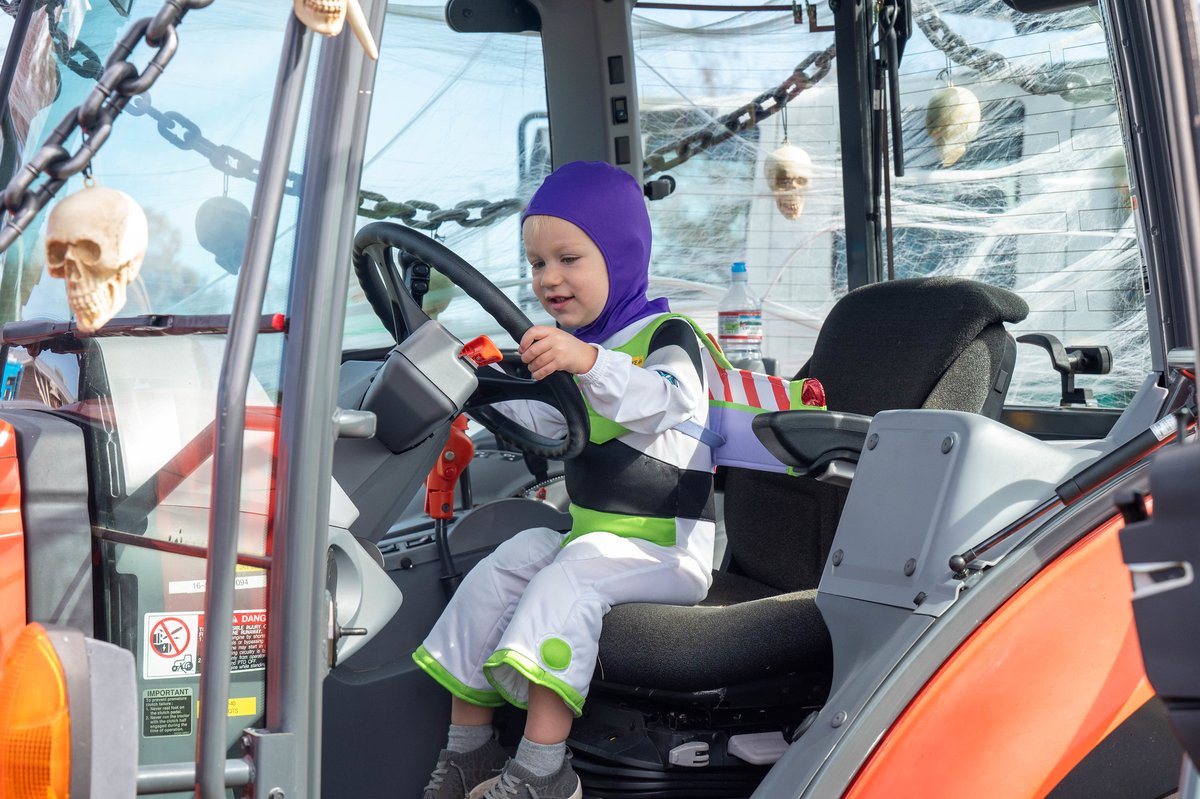 HoCoRec's tweet photo. Our annual Truck or Treat is fast approaching (10/10) and space is limited. Purchase tix today — before it's too late! Come dressed in your costume to trick-or-treat at trucks, tractors, emergency vehicles, and more. Register for a 75-minute time slot: https://t.co/Q4r3zTnptc https://t.co/DM5YX2e8a0