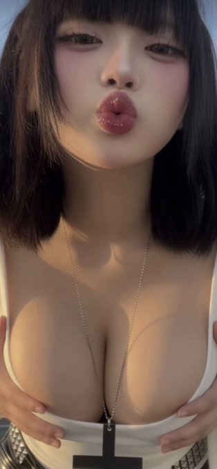 daniyura's tweet photo. https://t.co/cV8uG6KOOY
https://t.co/1uu9X5wIGT https://t.co/MIiwaw22Jj