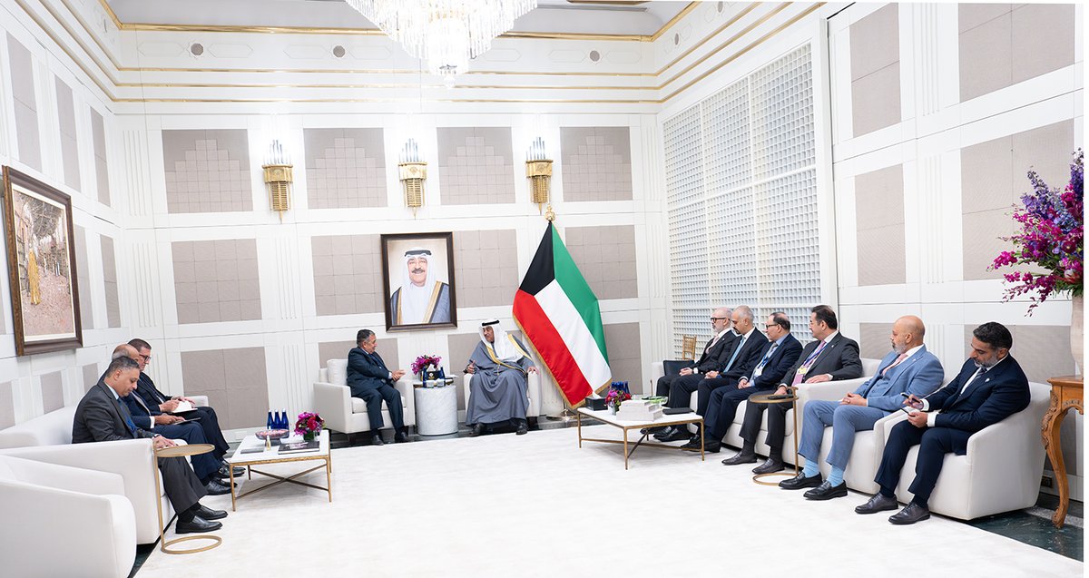 kuna_ar's tweet photo. ممثل حضرة صاحب السمو الشيخ مشعل الأحمد الجابر الصباح أمير البلاد سمو ولي العهد الشيخ صباح خالد الحمد الصباح يستقبل الأمين العام لجامعة الدول العربية نبيل فهمي والوفد المرافق له

- على هامش أعمال الأسبوع رفيع المستوى للدورة الـ81 للجمعية العامة للأمم المتحدة في نيويورك

- جرى بحث سبل تعزيز التضامن والتعاون العربي وتنسيق المواقف تجاه القضايا العربية في المحافل الدولية ومناقشة آخر التطورات الإقليمية والدولية

https://t.co/VuQCDCfEgt

#كونا #الكويت