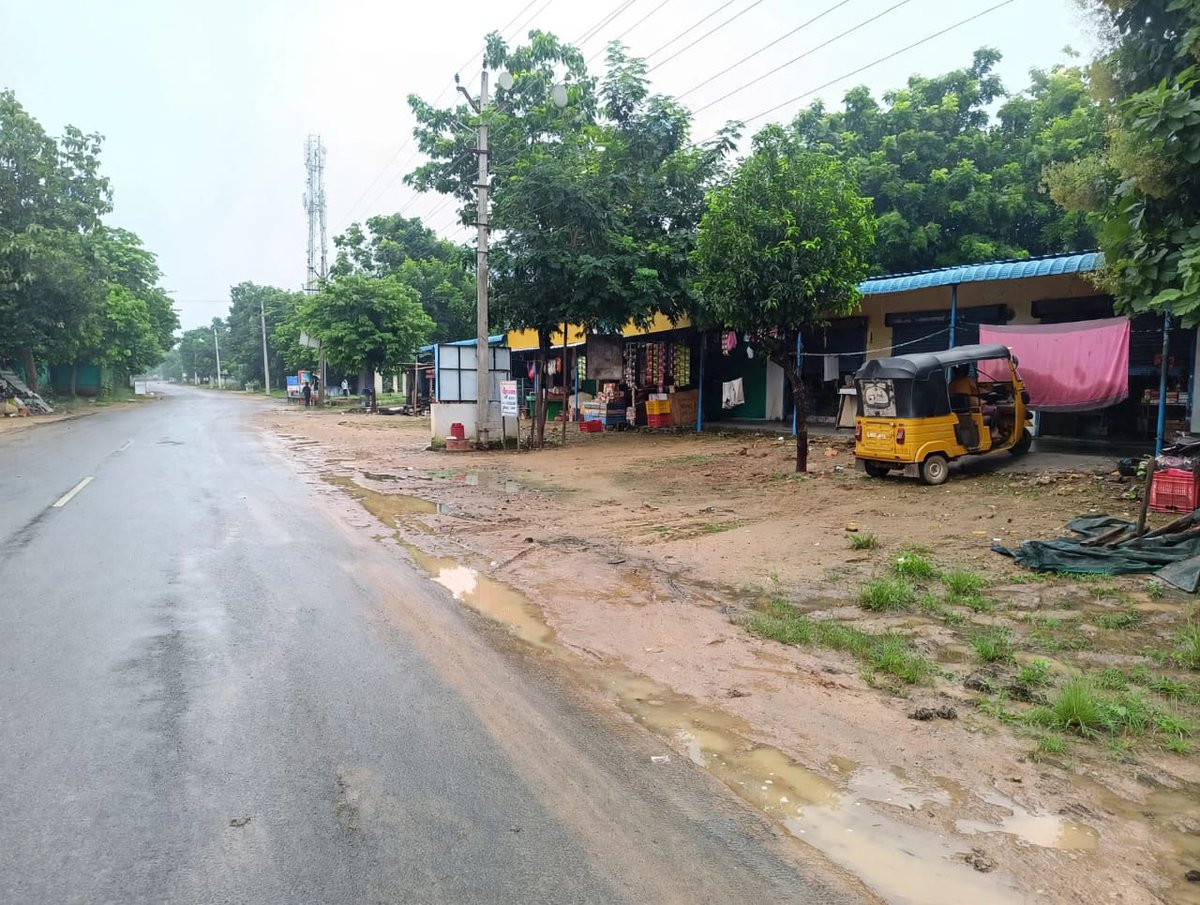 COMDT81BNCRPF's tweet photo. “Swachhata Hi Seva-2026” campaign, On 23/09/26 a cleanliness drive was organized at Auto stand Satyanarayana Puram, by the troops of 81 Bn CRPF under the supervision of the COMDT, 81 Bn.
@SwachhBharatGov
@SwachhBharat
@MoHUA_India
@MoJSDDWS
#SHS2026
#SwachhataHiSeva2026
@CRPFKKS https://t.co/9WbvvPXmHJ