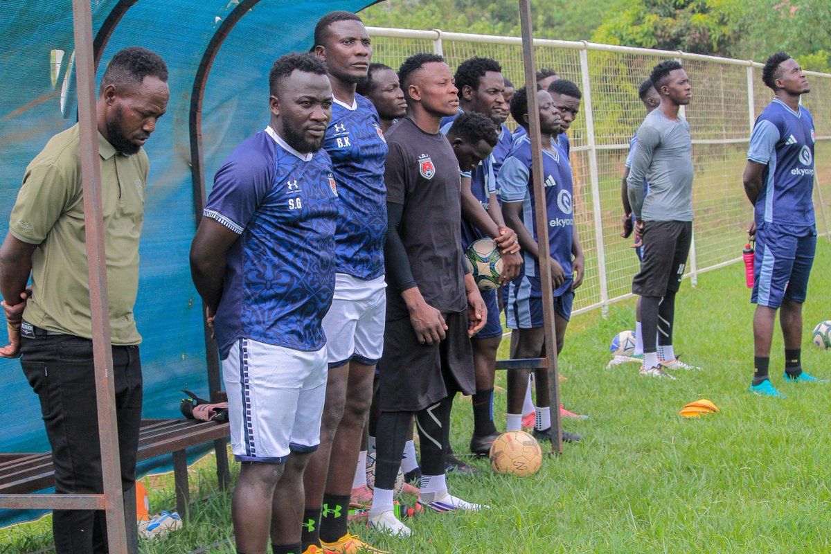 SCVillaJogoo's tweet photo. 💙🕊️ In Memory of Our Fallen Skipper.

On what would have been his 28th birthday, the Jogoos took on Kiyinda Boys FC in a special friendly match held in honour of our departed Captain, David “Colgate” Owori.

A day to remember his life, his leadership, and the memories he left with every Jogoo! 

Kiyinda Boys FC 2️⃣–2️⃣ SC Villa
                                             Isaac Mpagi
                                             Andrew Otim

Keep resting in power, Skipper. 🕊️💙

#TheJogoos