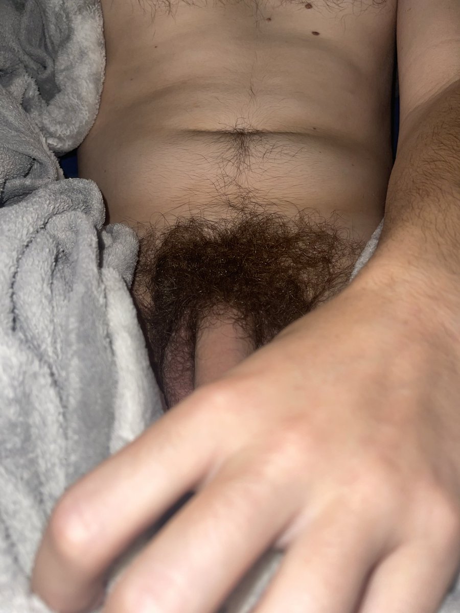 N0rthernTw1nk's tweet photo. Waiting in bed for you🍆🌳🛏️😏. https://t.co/iL9erjGYkv