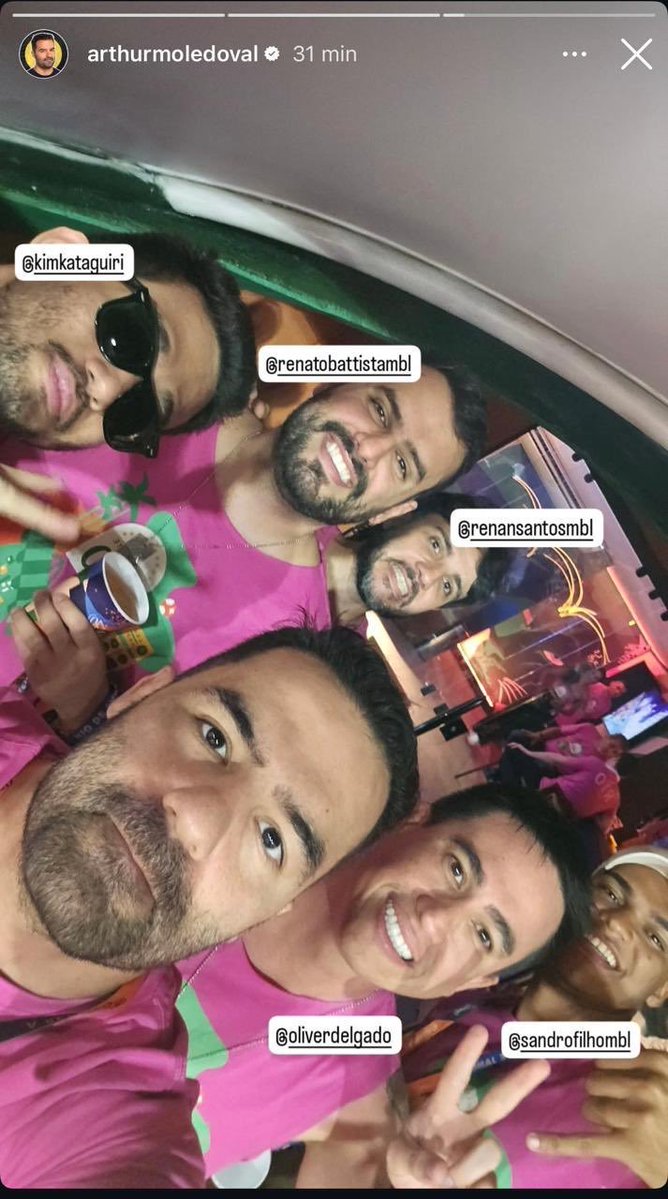 soumtreteiro's tweet photo. @IrineuVc337556 @nilincosta @CascaGrossaReal Olha um certo partido político no camarote do Vorcaro https://t.co/ctR1PatmVy