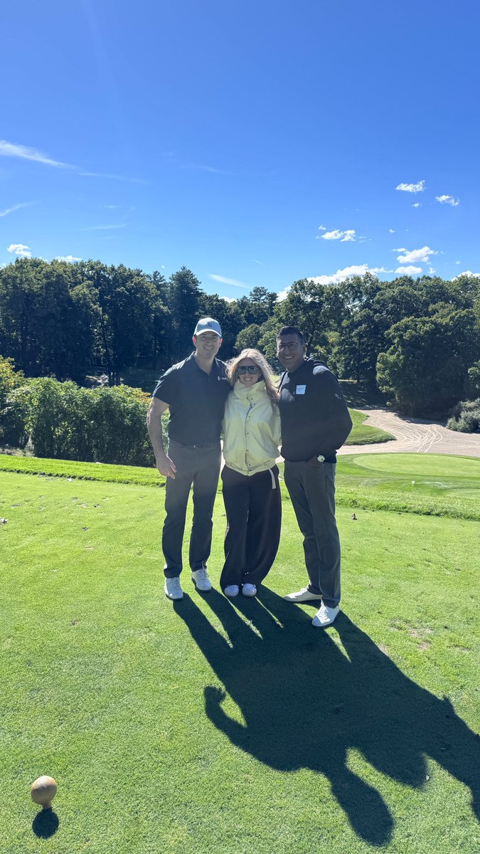 devicie's tweet photo. Great day on the course at the @AtlanticDataSec  Northeast Tech Summit on the Green. ⛳

Good conversations, great people, and plenty of time with the cybersecurity community.

Next stop: Cyber&amp;Beats in the UK. 🇬🇧 https://t.co/MJUdtlY4On