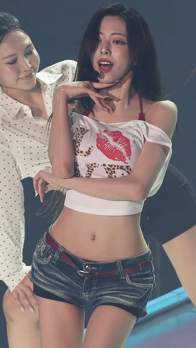 fltmwpdlatm00's tweet photo. 유나랑 찐득하게 붙여나 상극하자😵‍💫❤️💦
#연능 #상극 #붙여 https://t.co/ZfAWLVt5v1