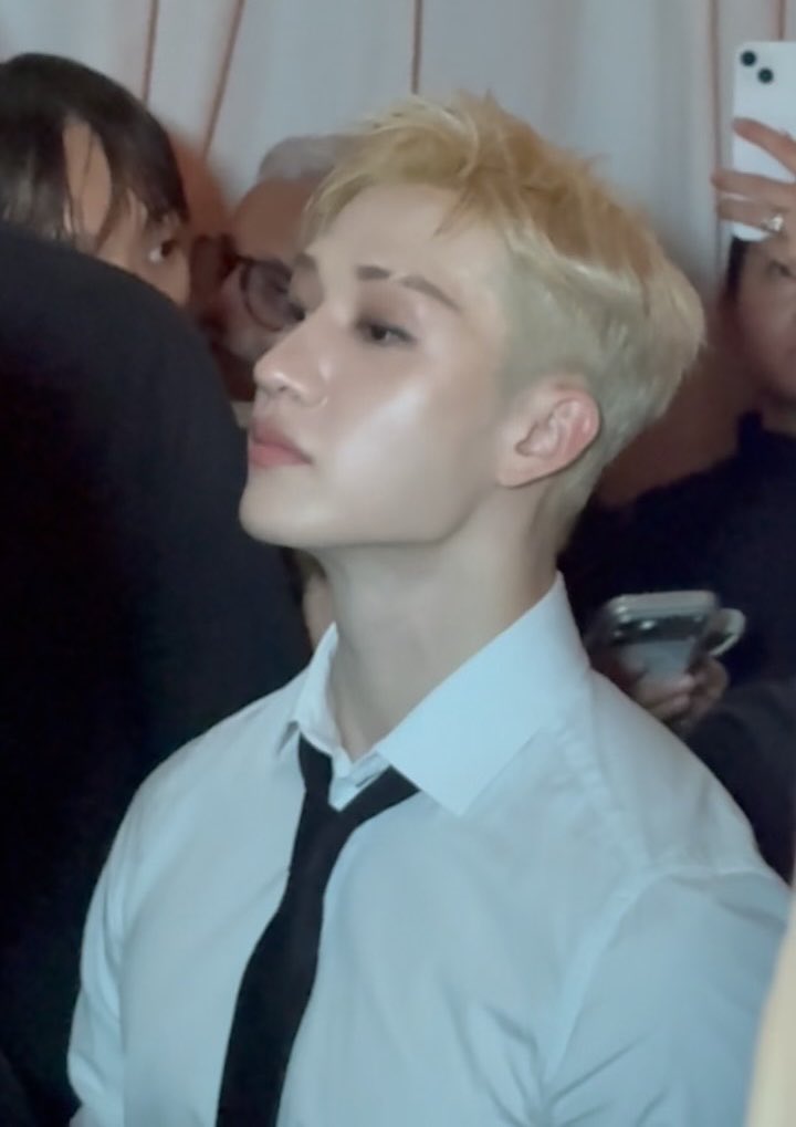 pillowonpillo's tweet photo. SEKILAS MIRIP BAMBAM???!!! https://t.co/fCY23kCxyj
