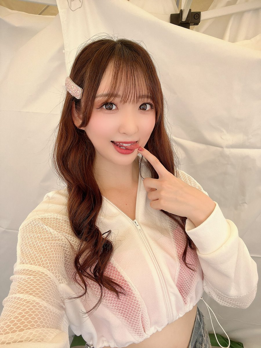 aykymd9's tweet photo. 昨日の自撮り🎀

ほんま楽しかった～🎶
野外でダンスイベントはあるけど
ダンスボーカルは初めてやったから
緊張するかなと思ったけど全然せず、
楽しさが勝ちました😆🌈

次のライブは10月1日(木)
またみんなに会えたら嬉しいな🥺✨ https://t.co/Uwi1z0yT9C