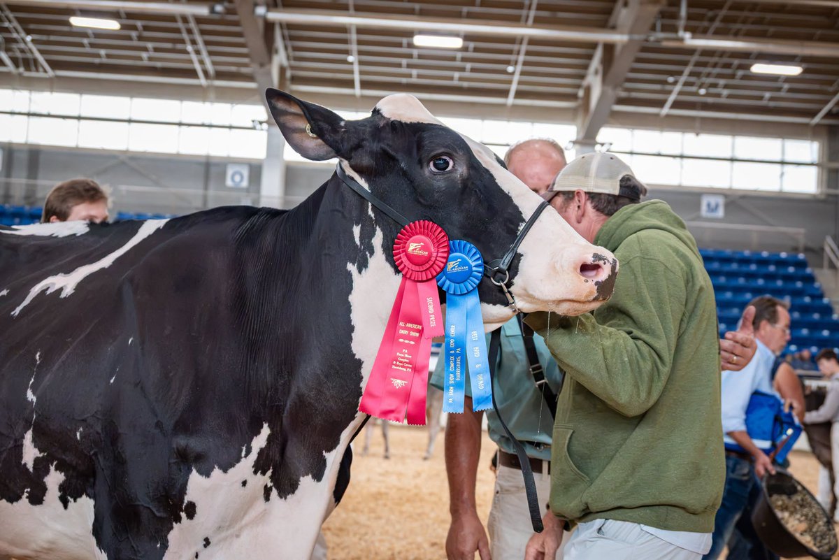 FarmShowComplex tweet picture