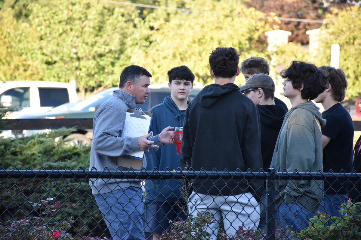 DansvilleCSD's tweet photo. There is, quite literally, no more important job we do here at #Dansville Central Schools than keeping our students safe and one of the ways we do that is by practicing emergency evacuations.
1/3 https://t.co/MHh1ZflmfM