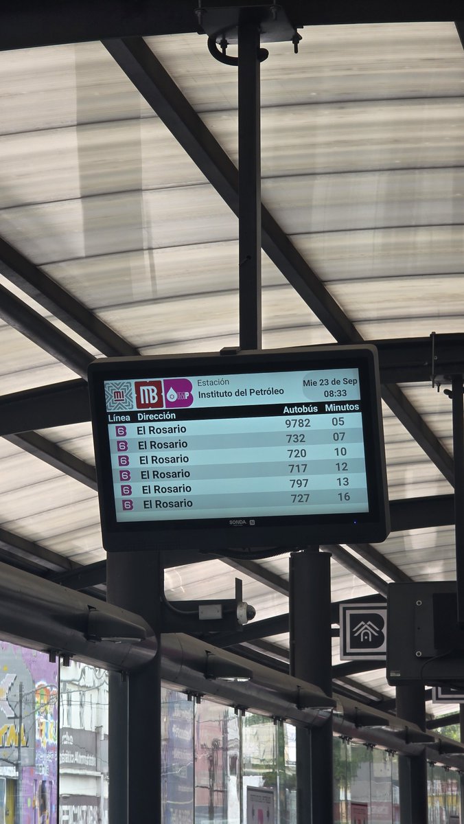 Erickbr_94's tweet photo. @MetrobusCDMX Linea 6

Alguna razón en la demora? https://t.co/VfIw8CyAnw