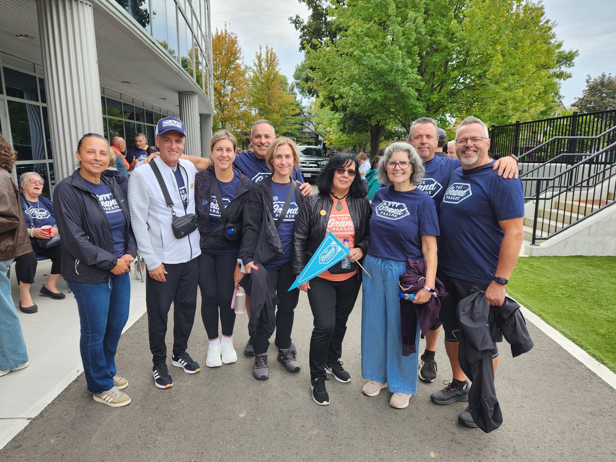 abrigocentre's tweet photo. A last look at the people who made our Grand Parade Walk such a great success on Saturday morning. It was incredible to see a group of committed community leaders and members come together to support an amazing cause, the clients in our Life &amp; Hope program.
See you next year! https://t.co/Zozd2utwuk
