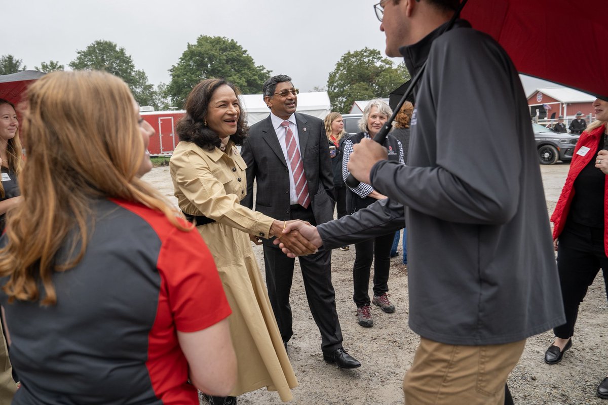 OhioStatePres's tweet photo. Lalita and I enjoyed our time at @OhioStateFSR, where we engaged with friends and partners from Ohio State, government and industry who together are keeping Ohio on the leading edge of agricultural innovation. Ohio State’s roots in agriculture run deep, and it will always be foundational to our land-grant mission. We’re proud to be a partner in building the future of agriculture and contributing to a skilled ag workforce through top-ranked programs, groundbreaking research, high-tech facilities and a statewide presence at @CFAES_OSU.