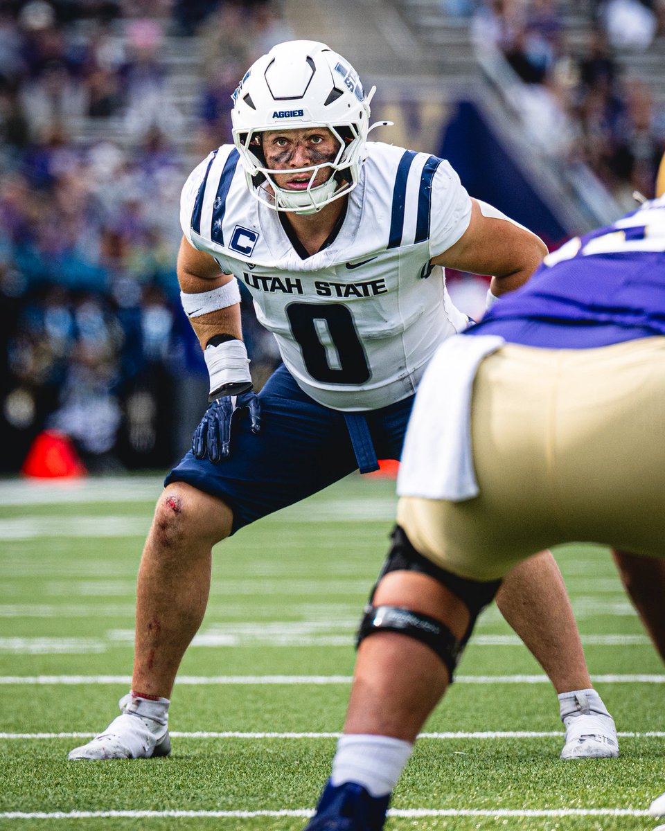 USUFootball's tweet photo. Join us in wishing @HarrisonTaggar4 a happy birthday! 💙 🎉 https://t.co/fYt56C9hpJ