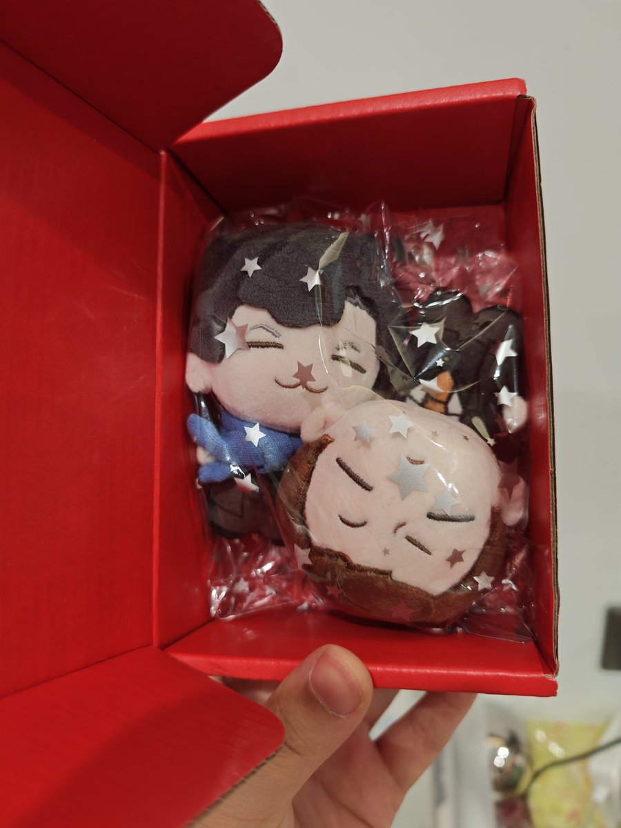 alifanghoho's tweet photo. #SHERLOCK 
竟然有人看，那我再次展示我的福尔摩斯兄弟娃娃 https://t.co/zpDgNvT5rz