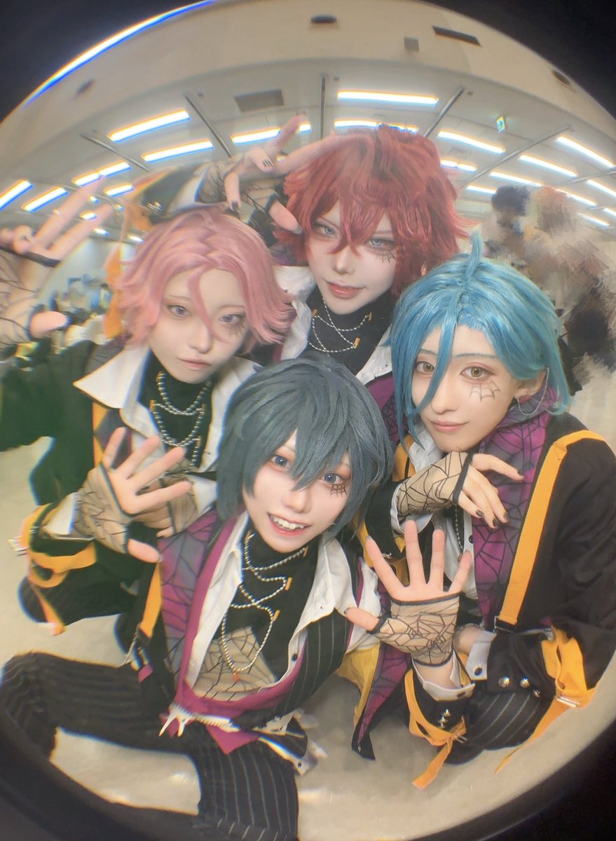 yuno041's tweet photo. cos 

スパイダー衣装クレビ㌠でHiMERUでした🐝🕸🍎
みんな揃ってるのはちゃめちゃにかわいすぎる✌️とっても楽しかったありがとう〜🥲🙏♡

 #アコスタ池袋 https://t.co/X7Z0KmcJkW
