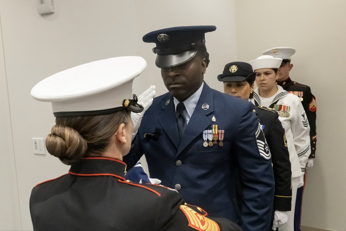 MindNYAli's tweet photo. Today is my 27 year anniversary of joining the Air Force. 

Sep 23 1999 (enlisted) 
Mar 13 2023 (retired) 

23 years of service…

A kid from the Bronx, moving up and down the East Coast with a 2 year old daughter. I had to man up and chose to join the Air Force. She saved my life. Best decision I ever made. 
#USAF