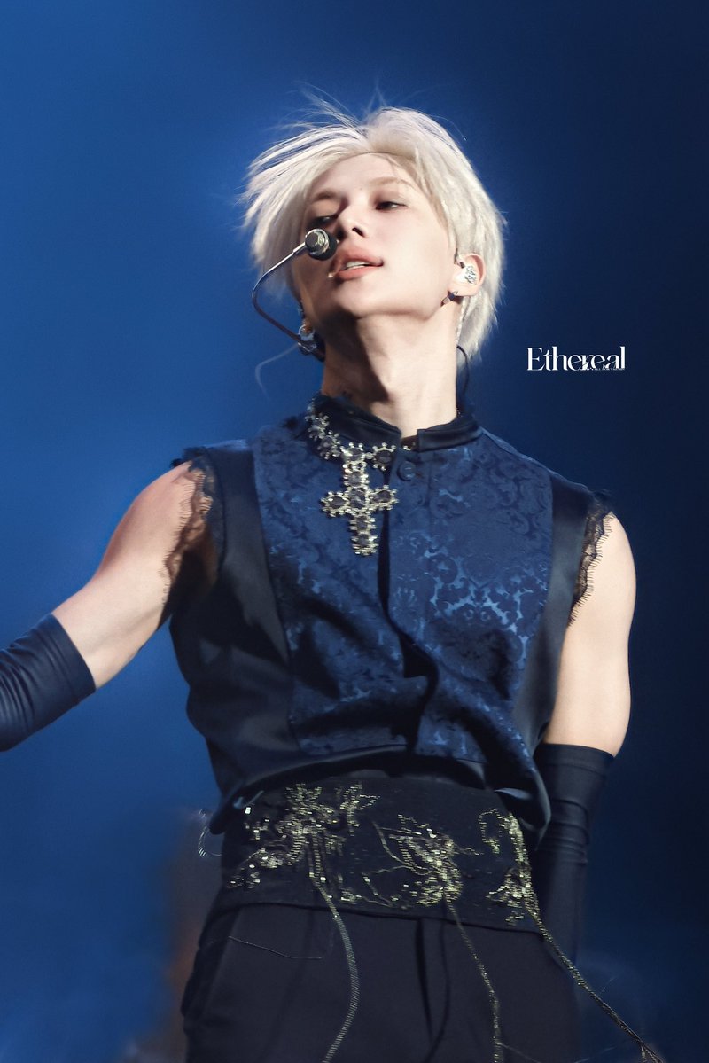 Ethereal_718's tweet photo. 260918-20 TAEMIN WORLD TOUR <LiMiNaL> in SEOUL

왕자님👑💙

#태민 #TAEMIN #テミン #泰民
#TAEMIN_LiMiNaL https://t.co/bKGyF9h3Ct