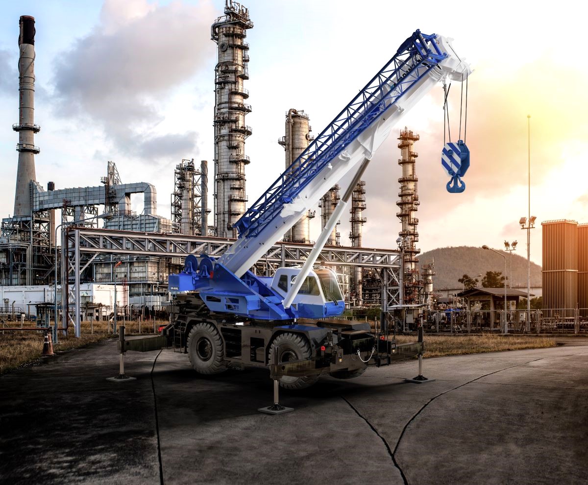 TadanoGroup's tweet photo. Tadano Rough Terrain cranes offer an industry-leading experience for operators and owners. They are engineered and built for reliability, safety and to perform in all types of conditions. #Tadano #Dependable #ROI https://t.co/v5ITunCXXk