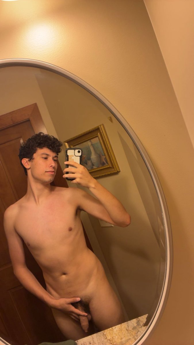 mrnerdy2_'s tweet photo. You should follow my fansly .😘

#Gay #GayMen #MLM #Queer #LGBTQ #GayCreator #GayContentCreator #AdultCreator #NSFW #18Plus https://t.co/vZ001c3ySF