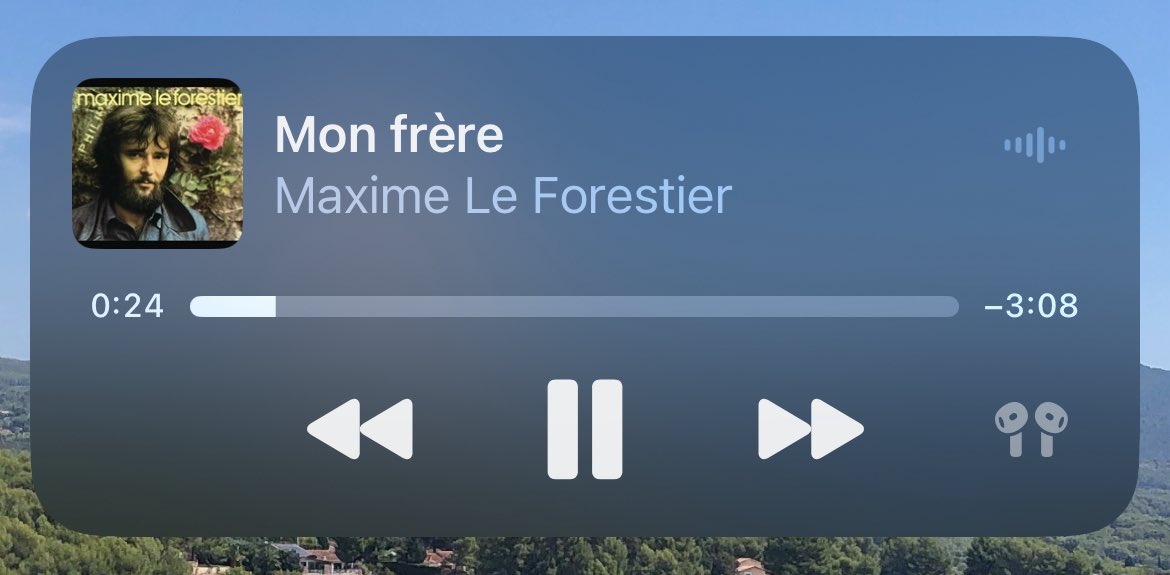 louisarr5's tweet photo. J’ai souvent pleuré sur cette musique alors que j’ai 3 freres et soeurs et aucun frere ou soeur morts nés #hypersensible https://t.co/OrvGszMr1a