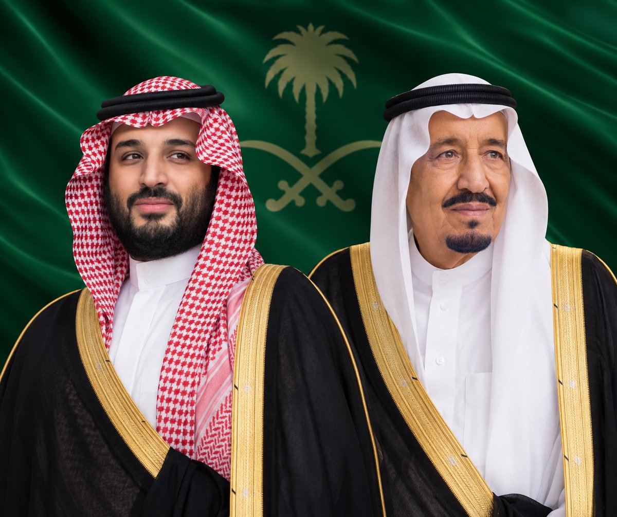 qwe303236's tweet photo. في اليوم الوطني 

نفخر بوطنٍ شامخٍ بمجده،
راسخٍ بقيمه،
عظيمٍ بقيادته،
وماضٍ بثقة نحو المستقبل.

نجدد في هذه المناسبة الغالية
الولاء والانتماء لوطننا العزيز المملكة العربية السعودية،
ونسأل الله أن يحفظ خادم الحرمين الشريفين الملك سلمان بن عبدالعزيز آل سعود،
وأن يوفق صاحب السمو الملكي الأمير محمد بن سلمان ولي العهد،
ويديم على بلادنا الأمن والعز والرخاء والاستقرار.

دام عزك يا وطن 🇸🇦
اليوم الوطني 96
عزّنا بطبعنا