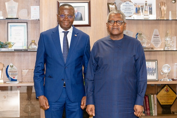 Bankable_RDC's tweet photo. Carburants : Dangote projette un réseau de pipelines de plus de 3,5 milliards $ jusqu’en RDC https://t.co/edPUxH8zw3 https://t.co/KJqx8bPUL7