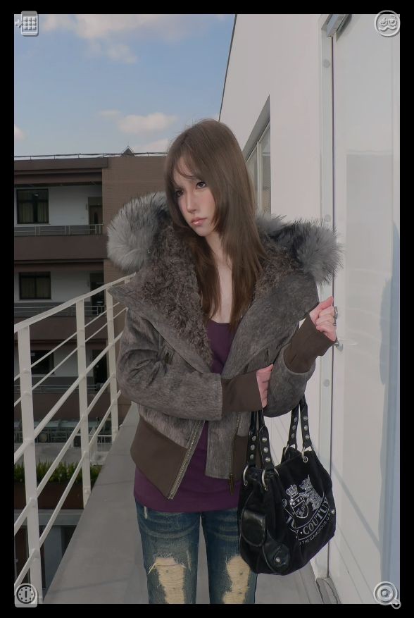 aban7dy's tweet photo. 🦦The wind moves the flag at the palaceShe ordered pancakes and a cup of coffee, taking a photo of the food with her outfit. She posted it to her blog with a caption about lazy mornings and comfortable style, resonating with her followers. https://t.co/qaZ56pCzLq