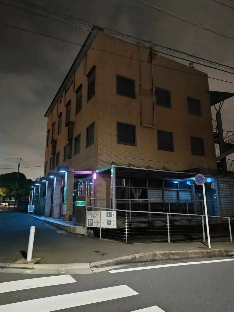 gabumei's tweet photo. 今日は「手話の日」「手話言語の国際デー」。
手話通訳者、手話通訳士なら誰でも知ってることだけど、どこにも何にも出てこない。

こんなので、世の中に周知啓発出来てるのかな？
内輪だけのイベントって、どうなのかな？ https://t.co/mGrzBMPlgg